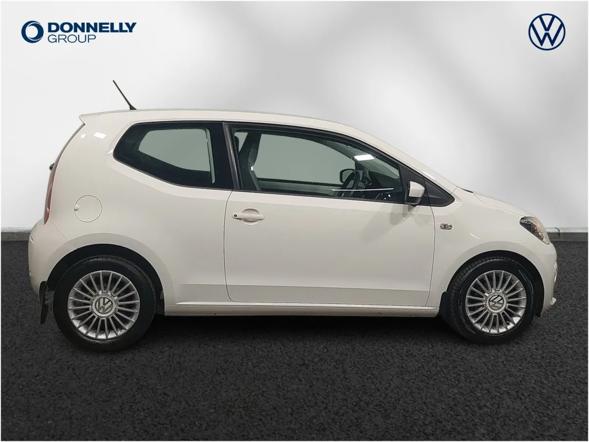Volkswagen UP Hatchback High - Image 4