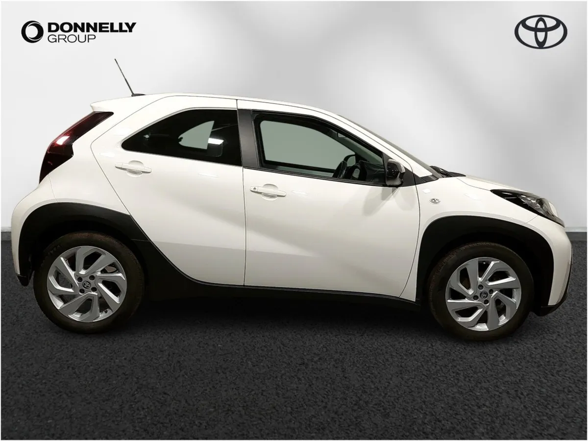 Toyota Aygo X Hatchback Pure - Image 3