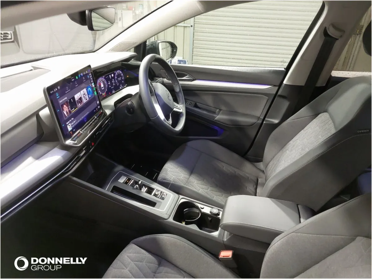 Volkswagen Golf Estate Life - Image 2
