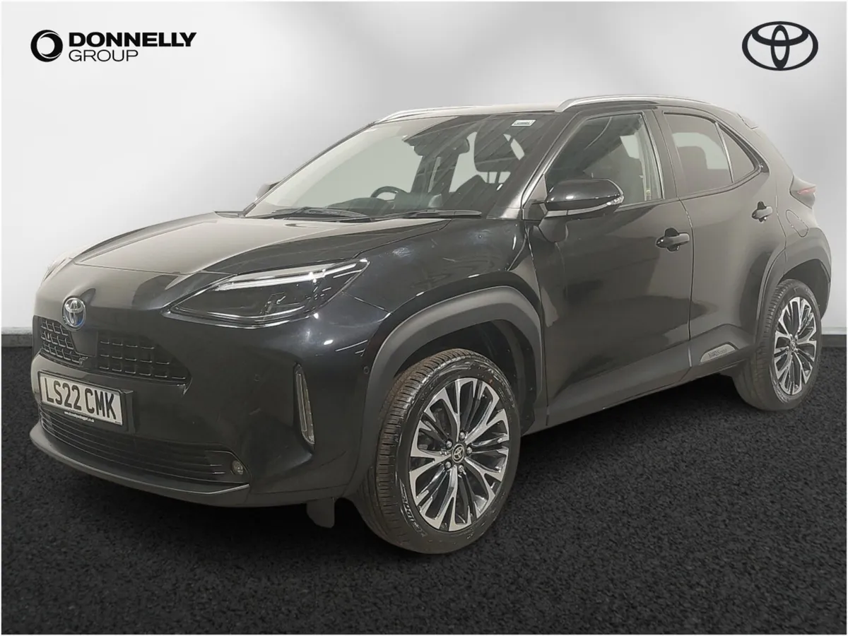 Toyota Yaris Cross Estate Excel - Image 3