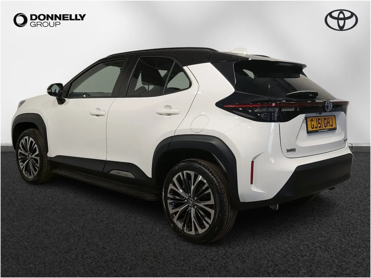 Toyota Yaris Cross Estate Excel - Image 2
