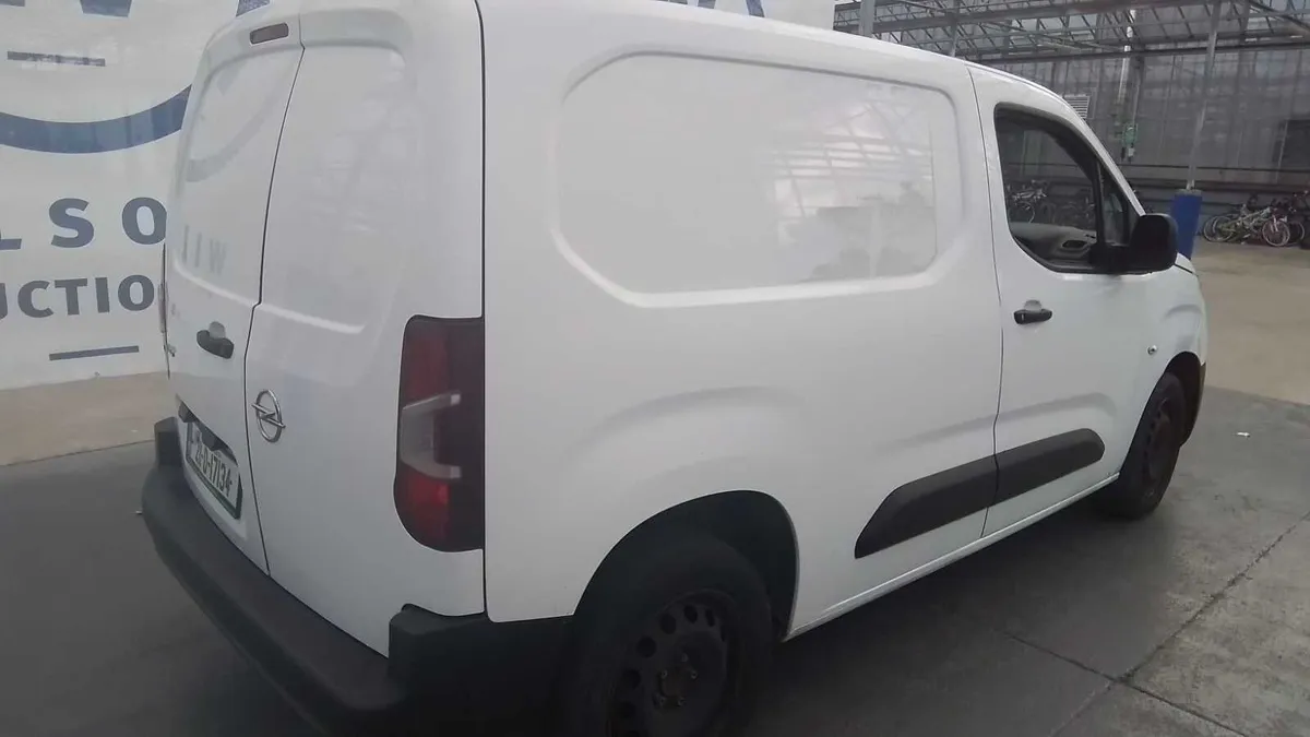 Opel Combo 2021 For Auction!! - Image 4