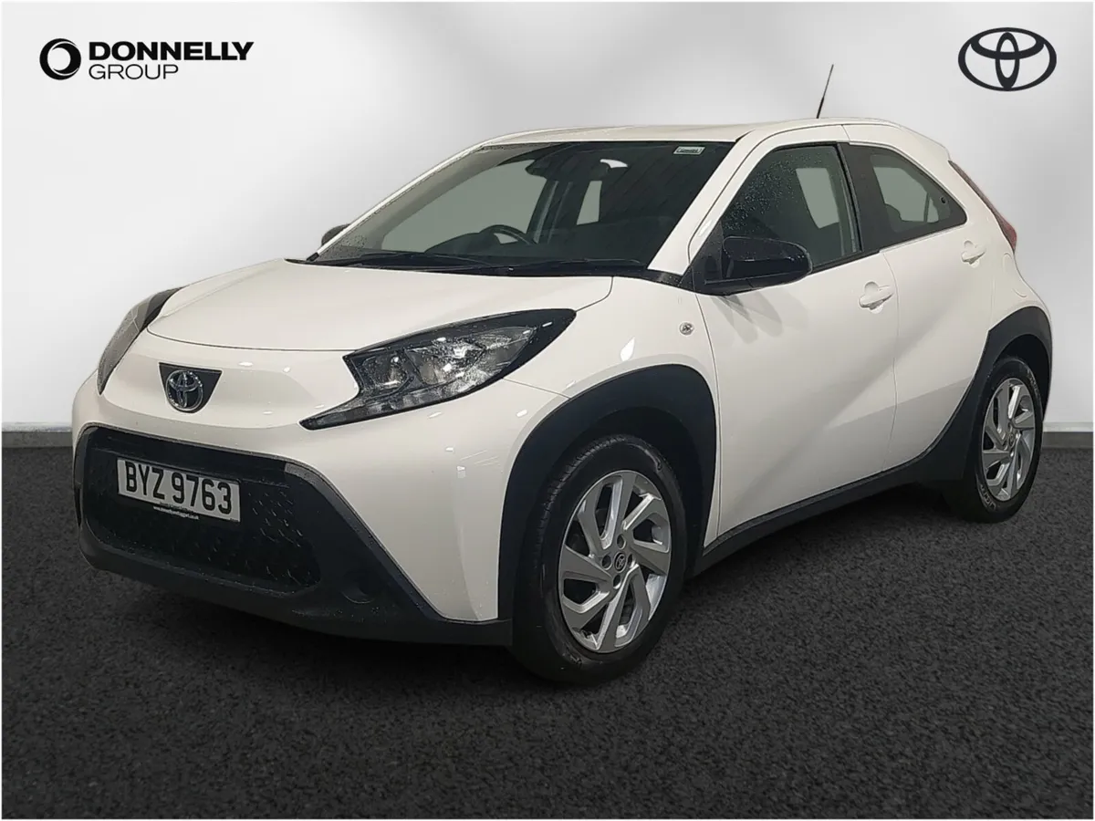 Toyota Aygo X Hatchback Pure - Image 3