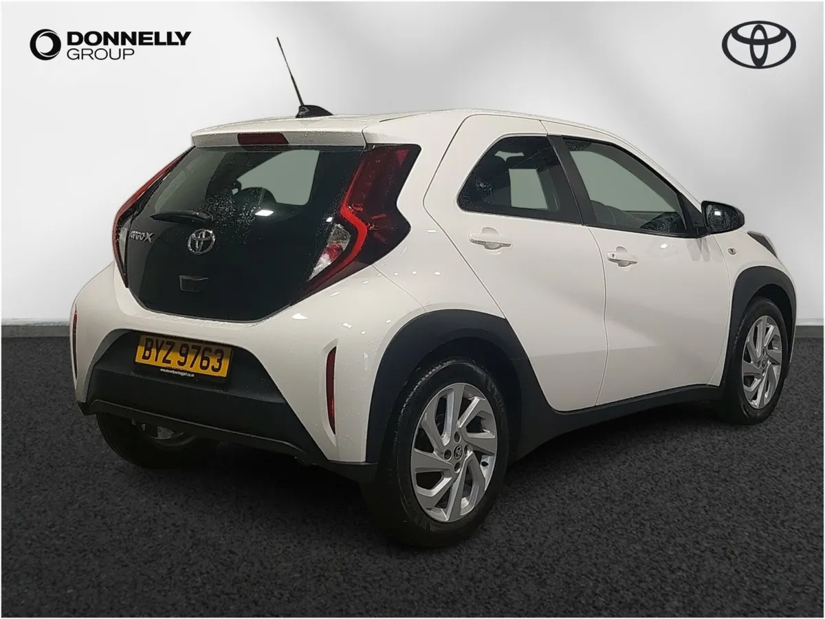 Toyota Aygo X Hatchback Pure - Image 4