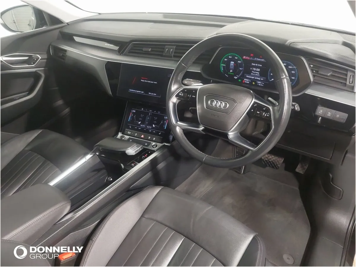Audi E-tron Estate Technik - Image 4