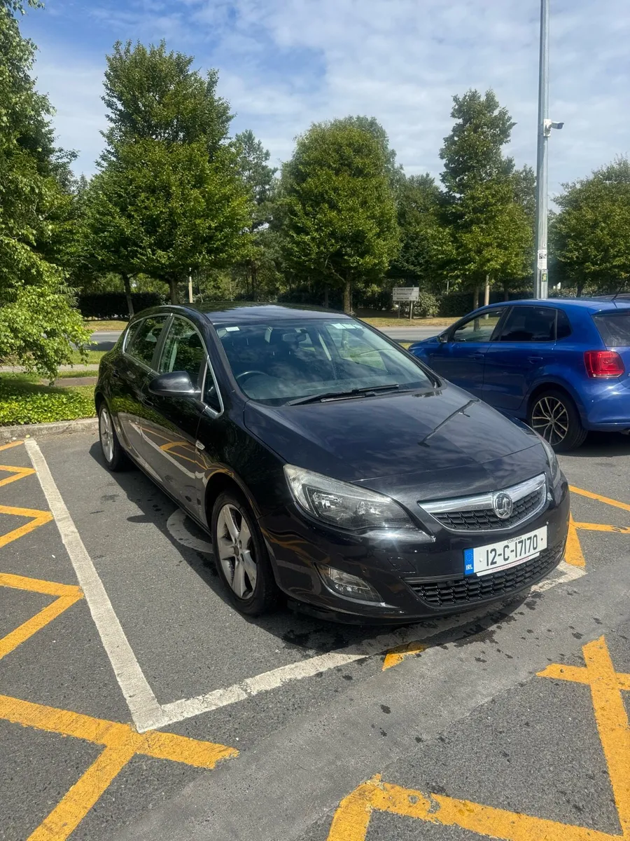 2012 Vauxhall Astra SRI 1.4L - Image 2
