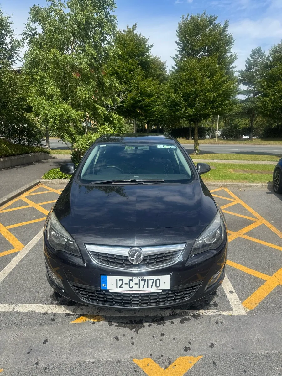 2012 Vauxhall Astra SRI 1.4L - Image 3