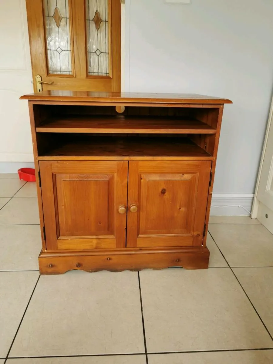 Unit to fit TV or other items. 2 presses. - Image 3