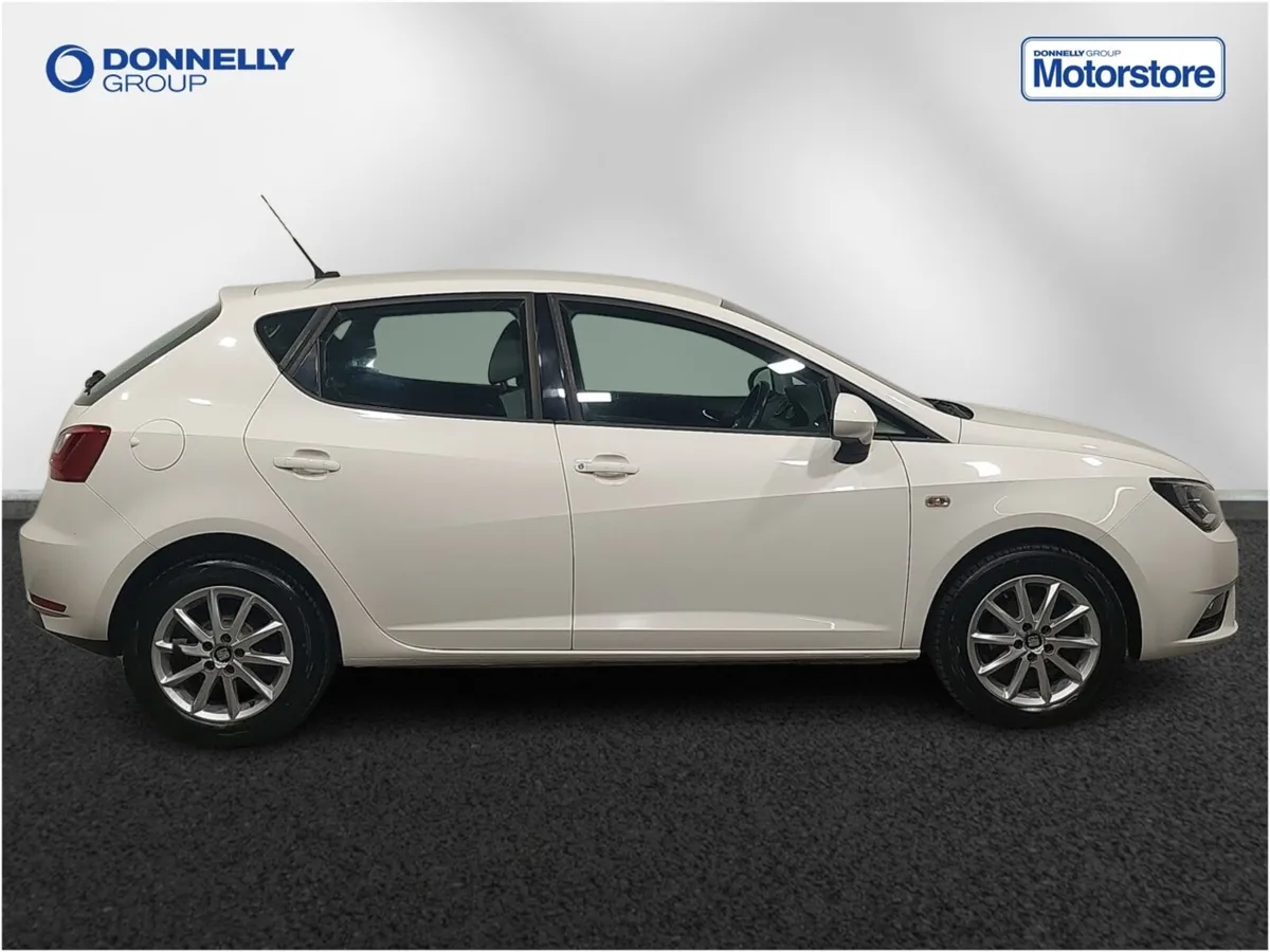 SEAT Ibiza Diesel Hatchback SE - Image 3