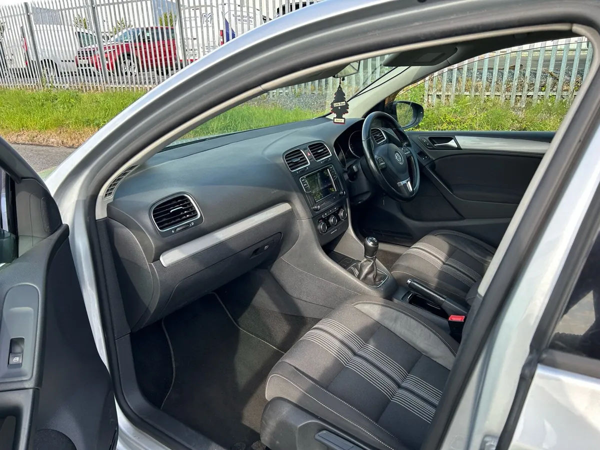 2012 Vw golf 1.6tdi Match model - Image 3