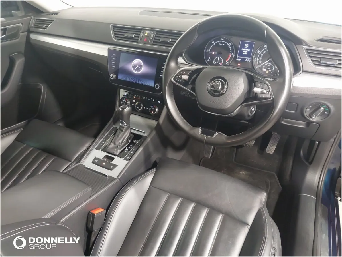 Skoda SUPERB Diesel Estate SE Technology - Image 4