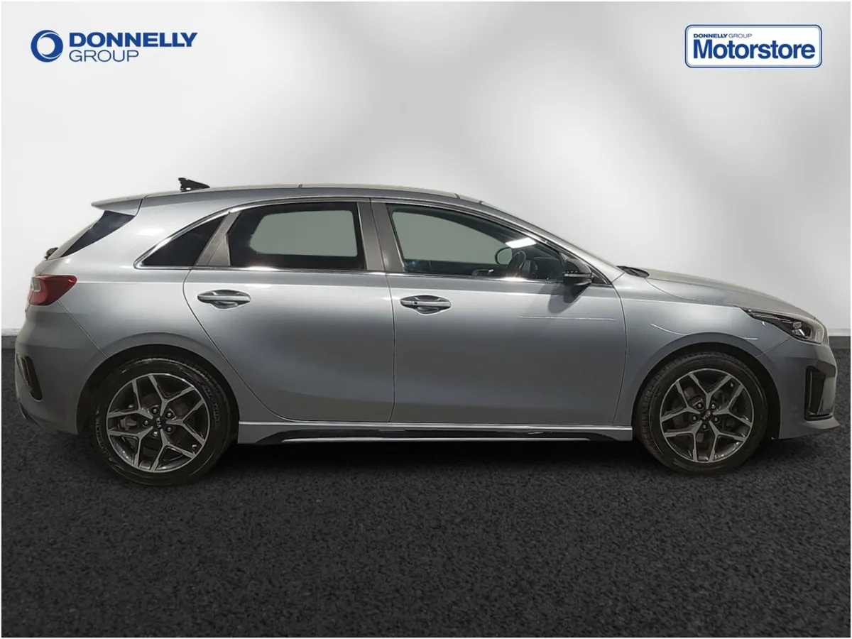 Kia ceed Hatchback Special Editions GT-Line Lunar - Image 3