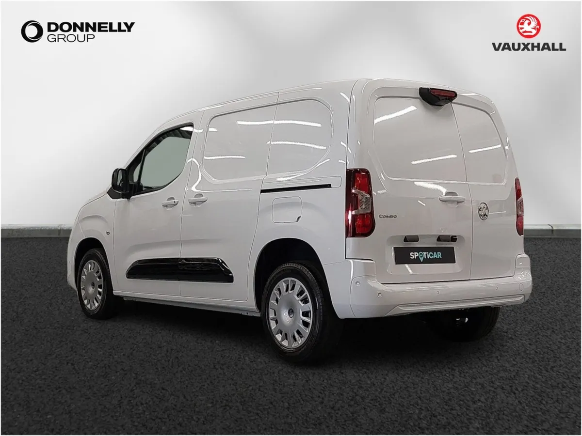 Vauxhall Combo Cargo Diesel Pro - Image 2