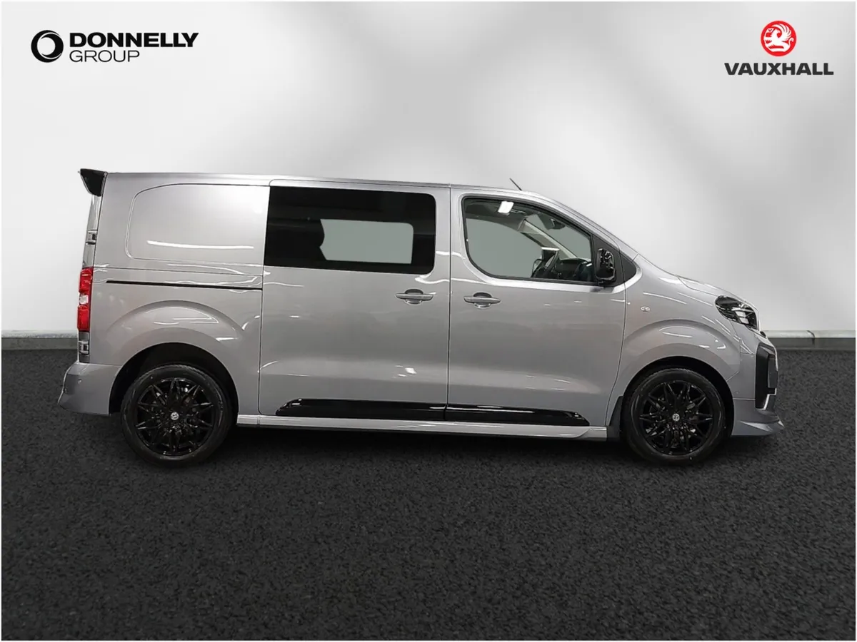 Vauxhall Vivaro Diesel Special Edition GS - Image 3
