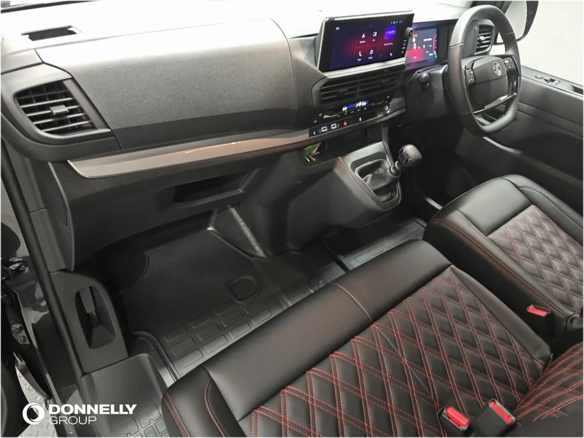 Vauxhall Vivaro Diesel Special Edition GS - Image 4