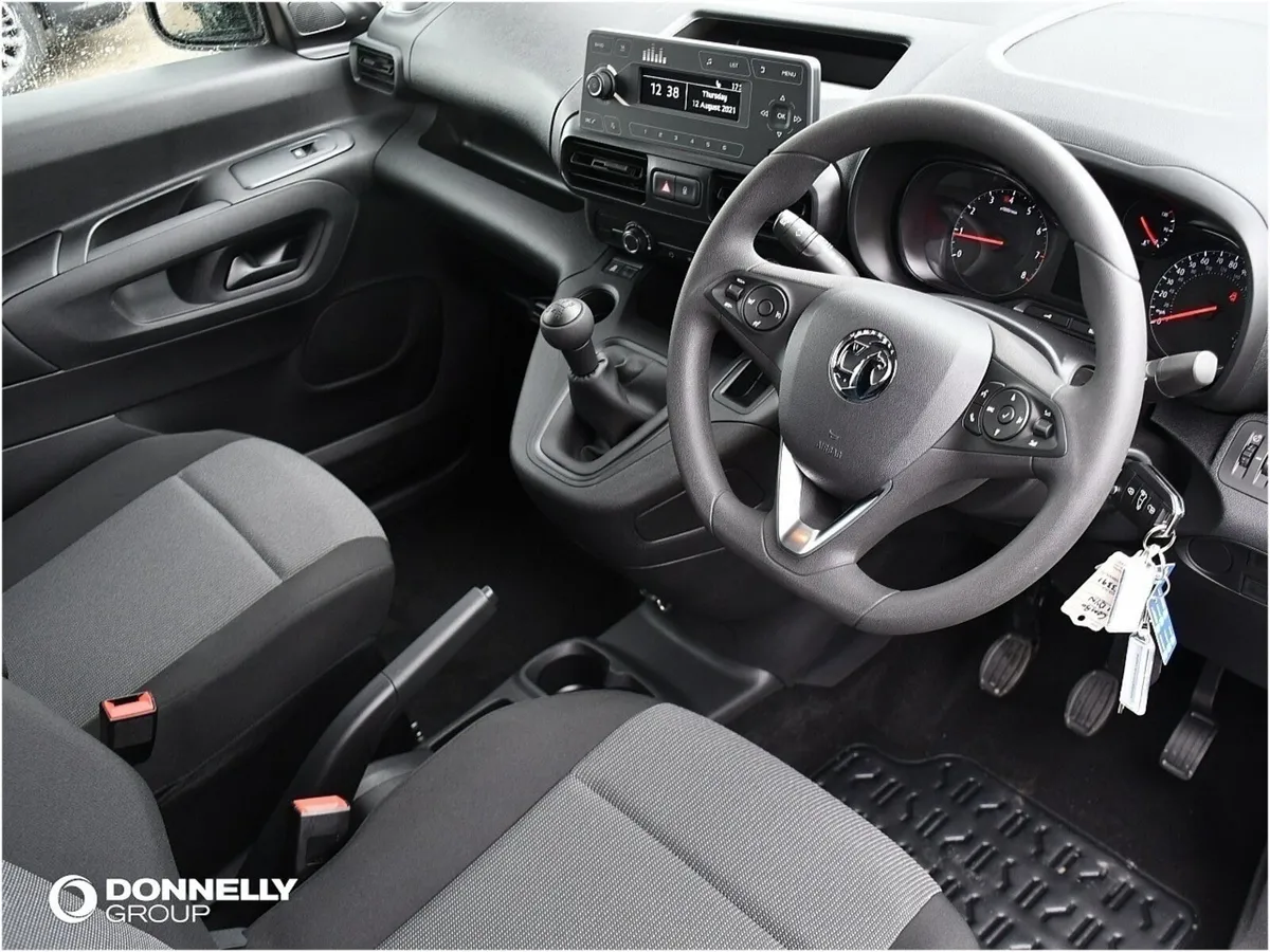 Vauxhall Combo Cargo L1 Diesel Prime - Image 4