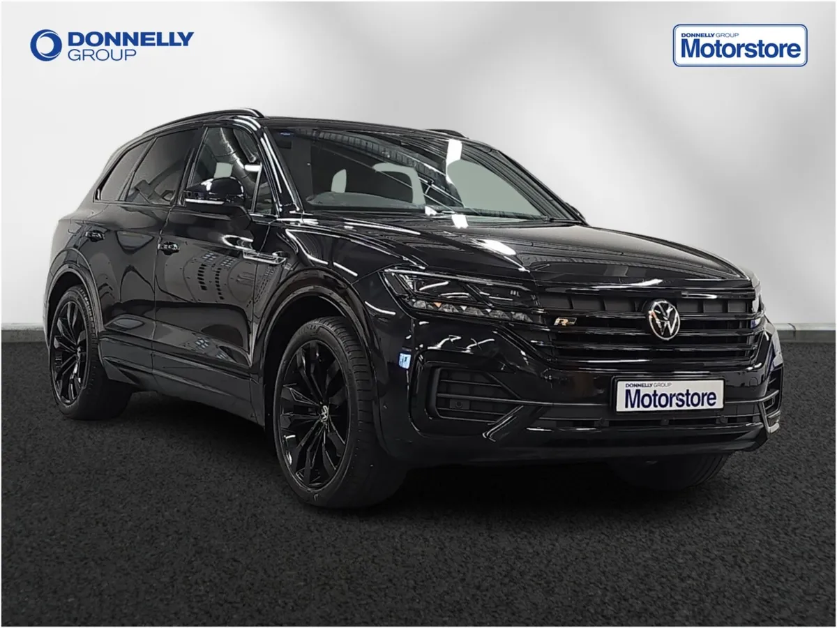 Volkswagen Touareg Diesel Estate Black Edition - Image 1
