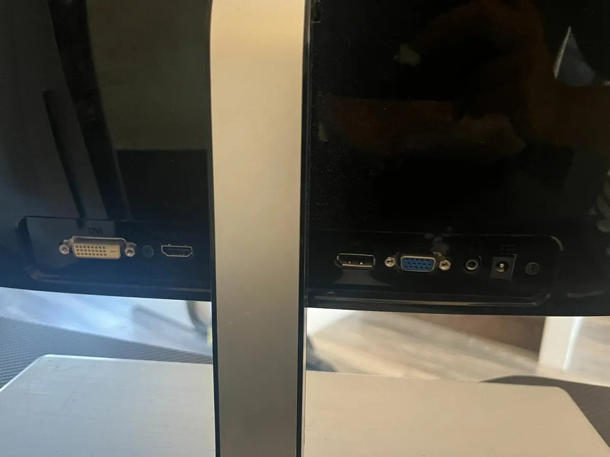 AOC 32 inch Monitor - Image 4
