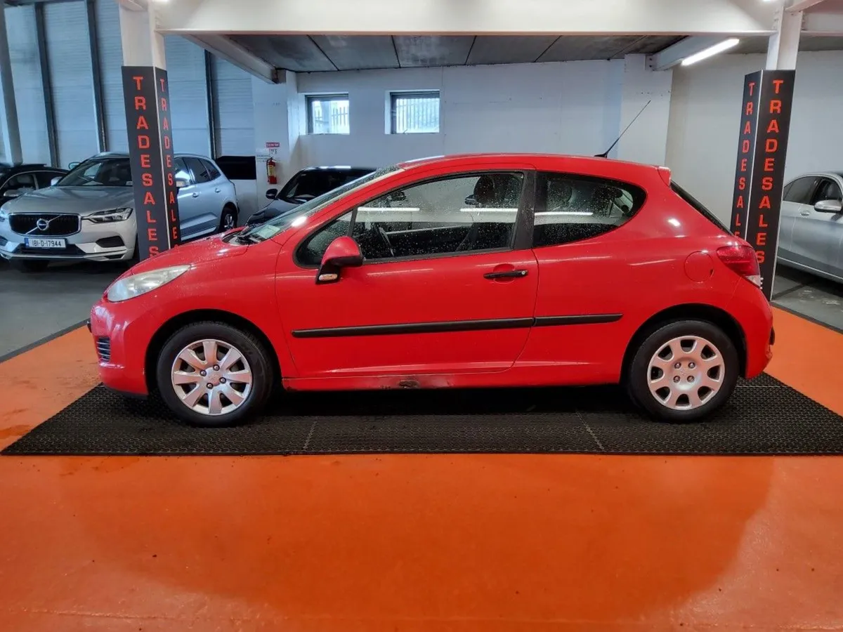 Peugeot 207 1.4 HDI 70 bhp S - Image 3