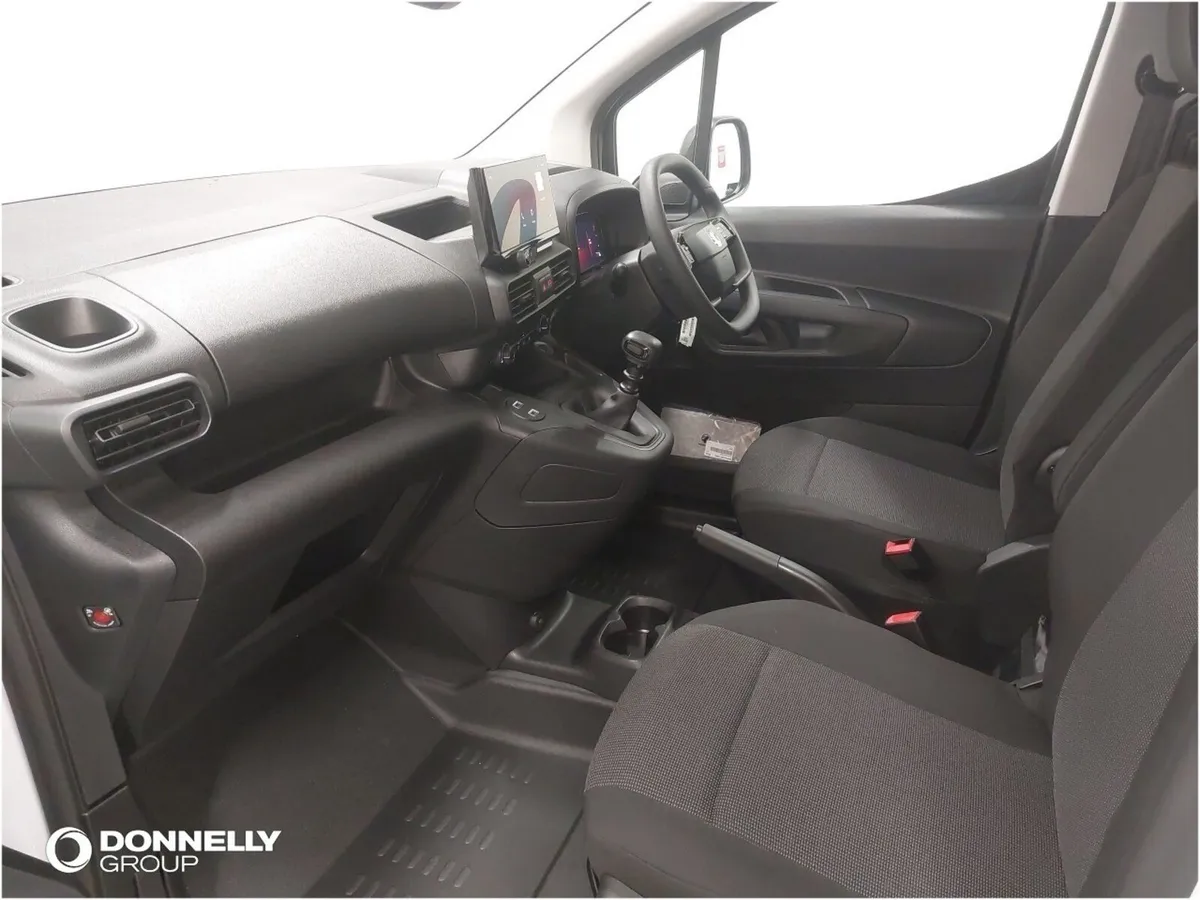 Vauxhall Combo Cargo Diesel Prime - Image 4