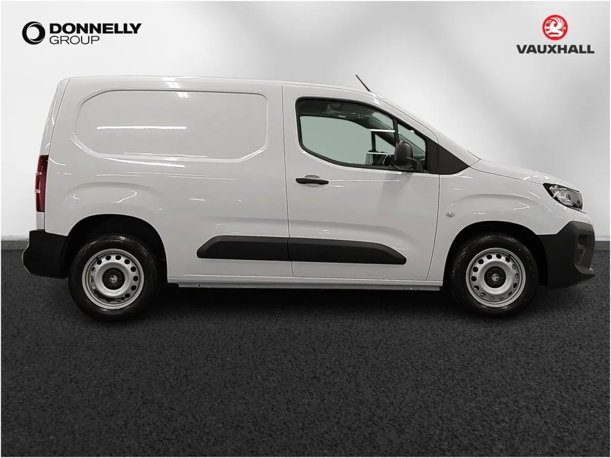 Vauxhall Combo Cargo L1 Diesel Prime - Image 4