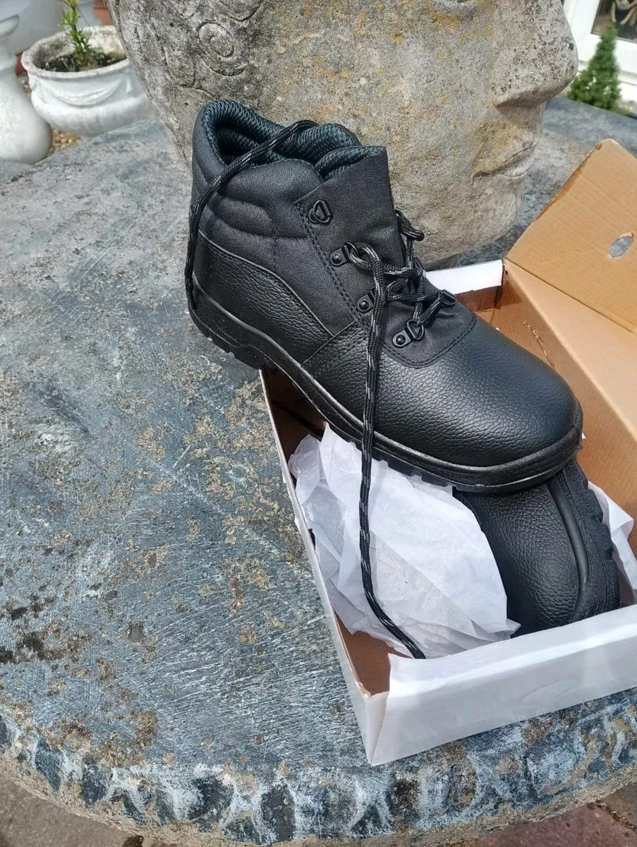 Steel toe cap work boots - Image 3