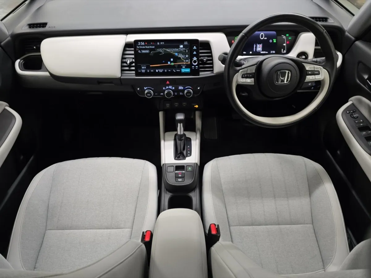 Honda Jazz Hatchback EX - Image 4