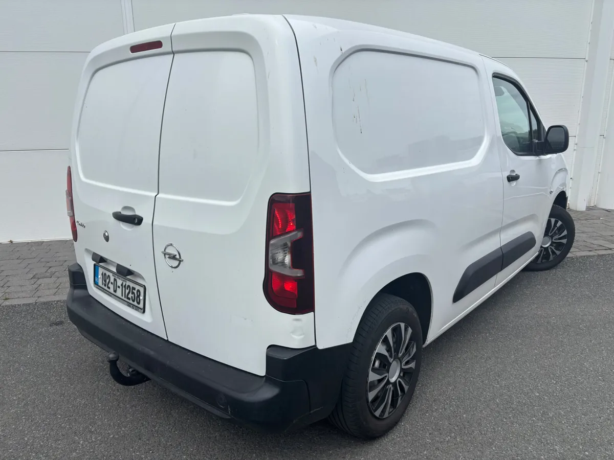2019 OPEL COMBO 1.6 CDTI 3 SEAT CVRT - Image 2