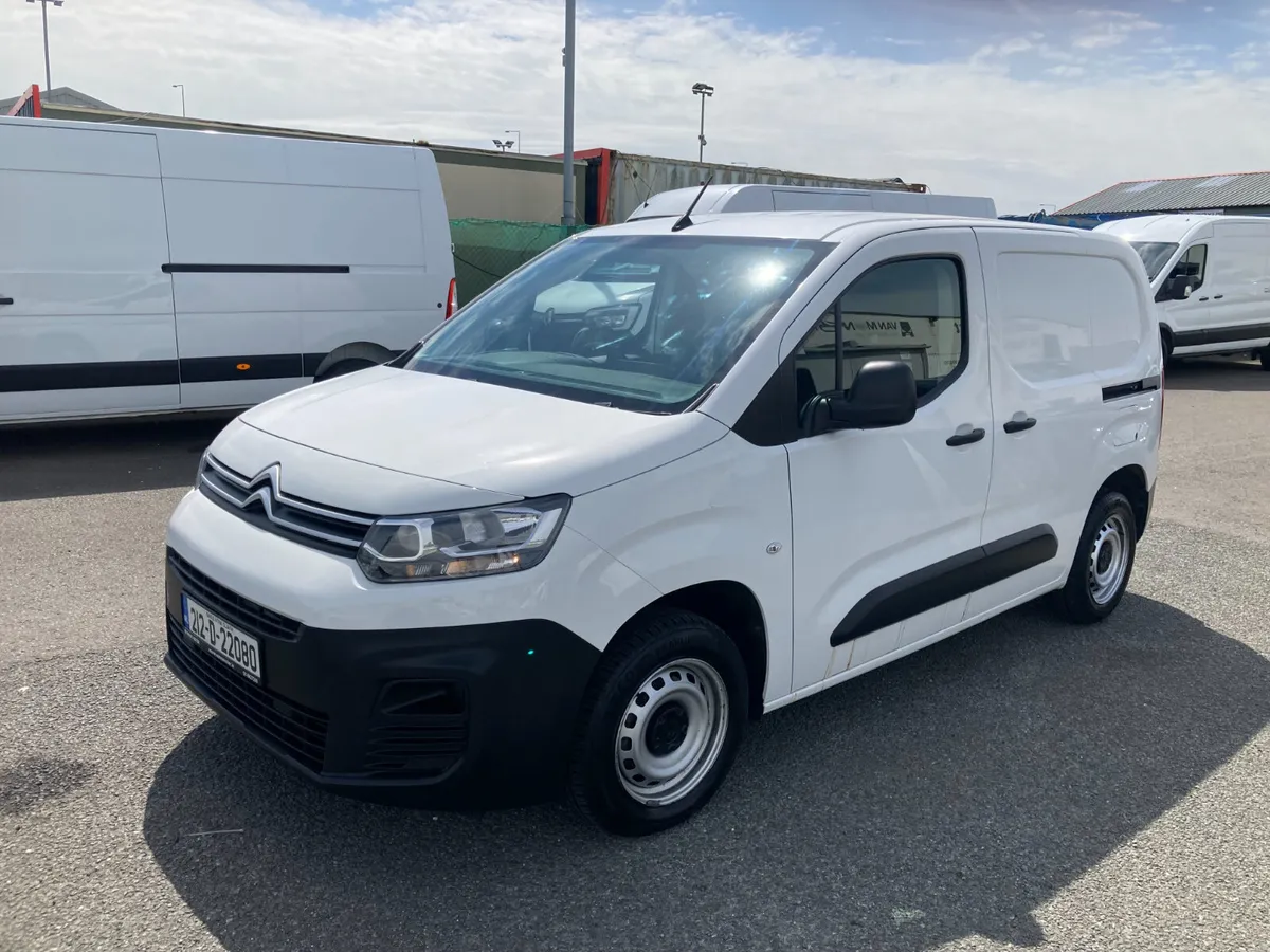 Citroen Berlingo 2021 - Image 2
