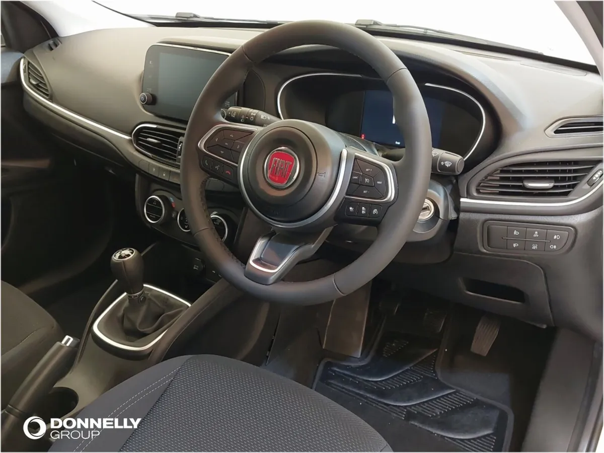 Fiat Tipo Hatchback City Life - Image 4