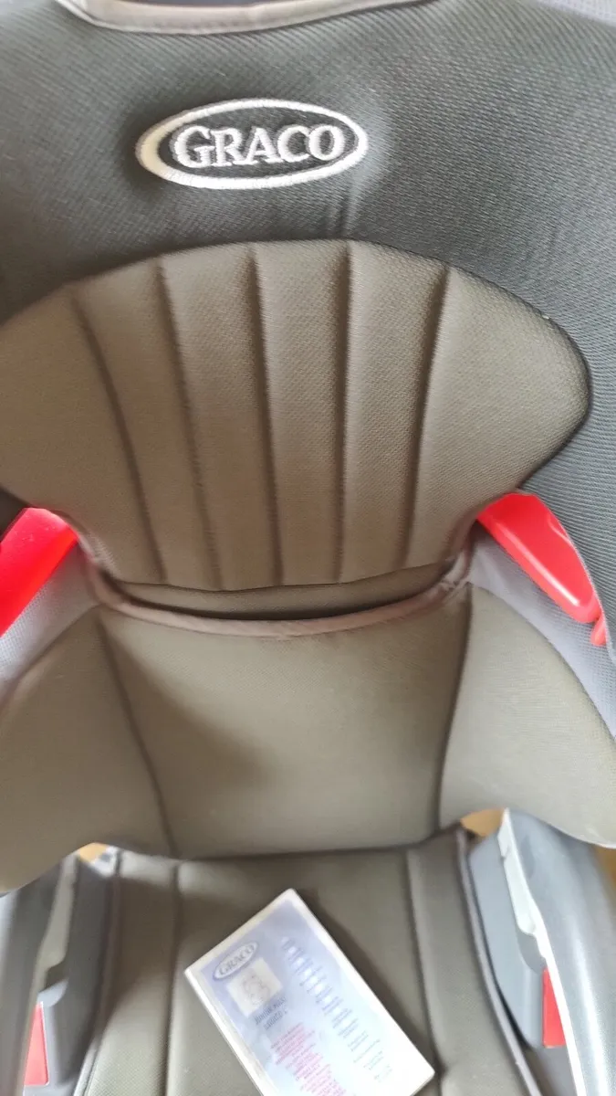 Graco Car Seat - Junior Maxi 15-36 Kg - Image 2