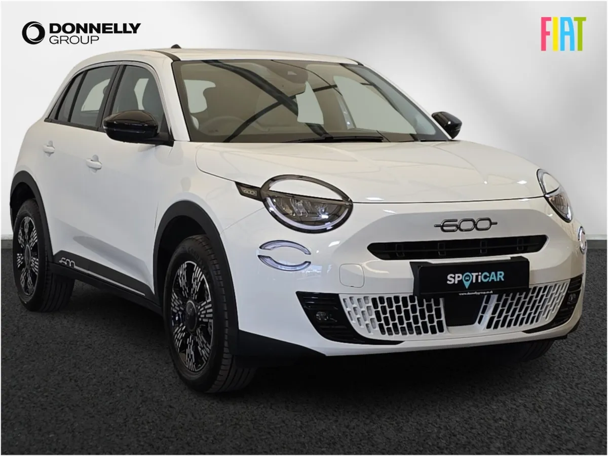 Fiat 600 Hatchback La Prima - Image 1