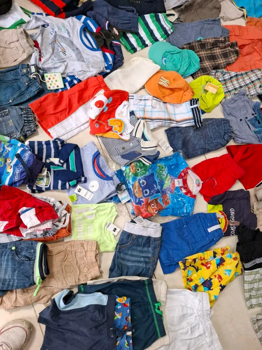 Boys clothes bundle age 12 to 18 months - Image 4