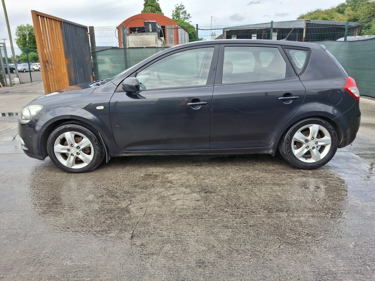 2011 Kia Ceed  1.6 Diesel - Image 3