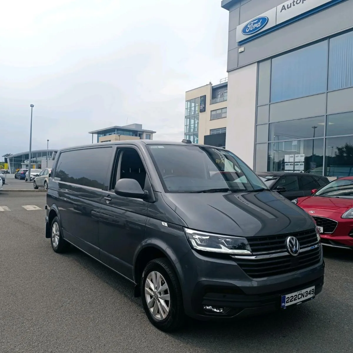 2022 VW Transporter Automatic - Image 1