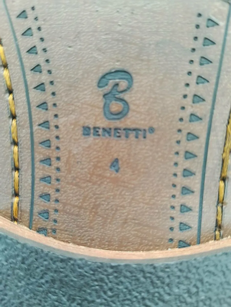 Boys shoes - Image 3