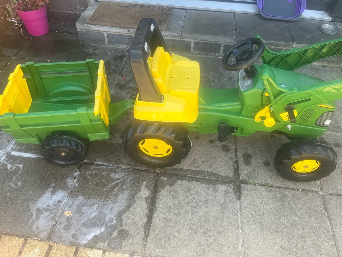 John Deere tractor - Image 1