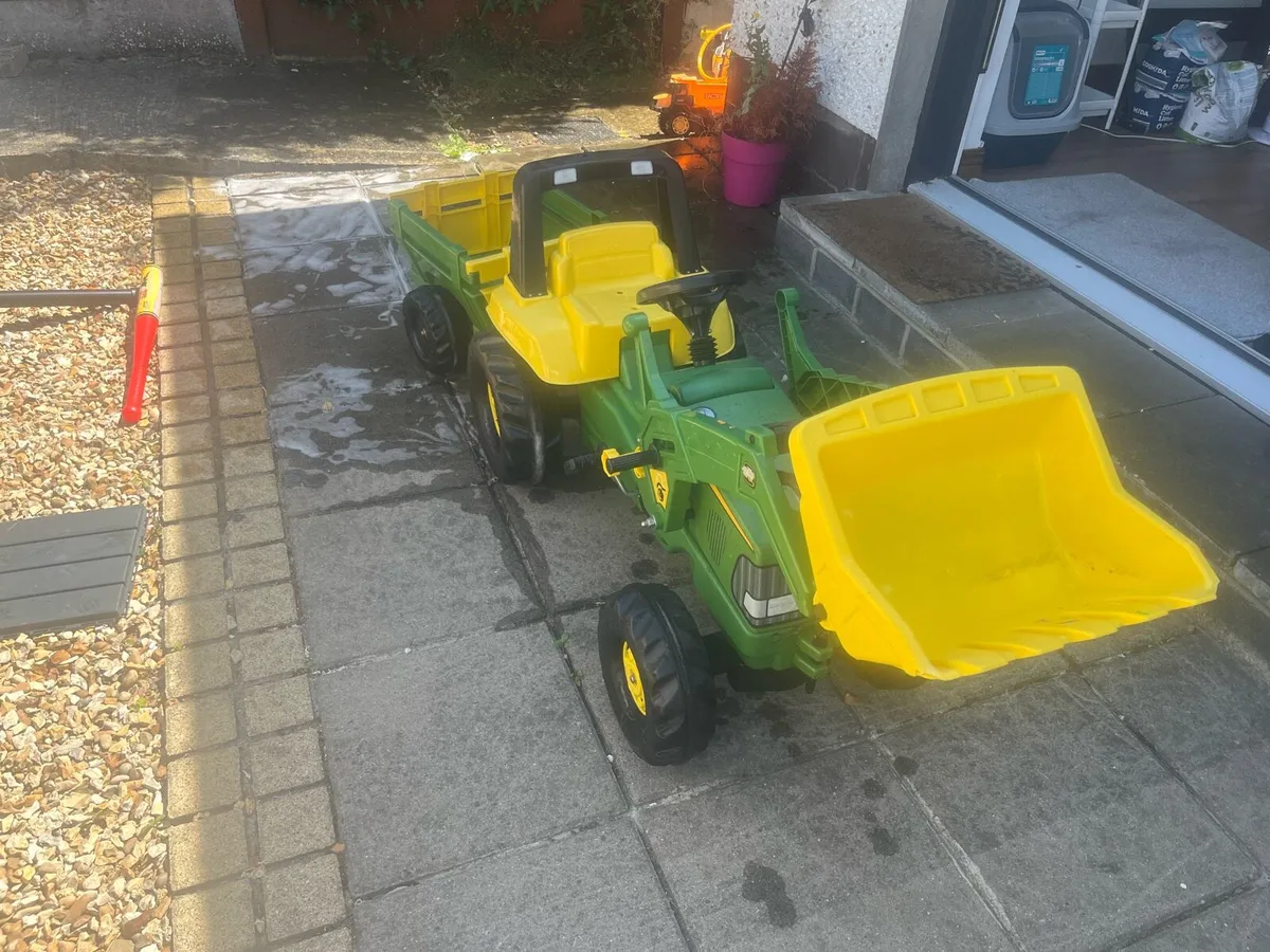 John Deere tractor - Image 3