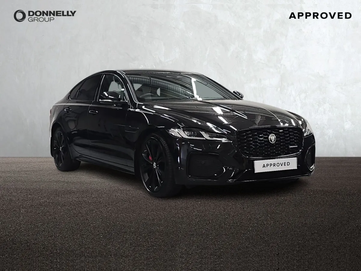 Jaguar XF Xf Diesel Saloon R-Dynamic SE Black - Image 1