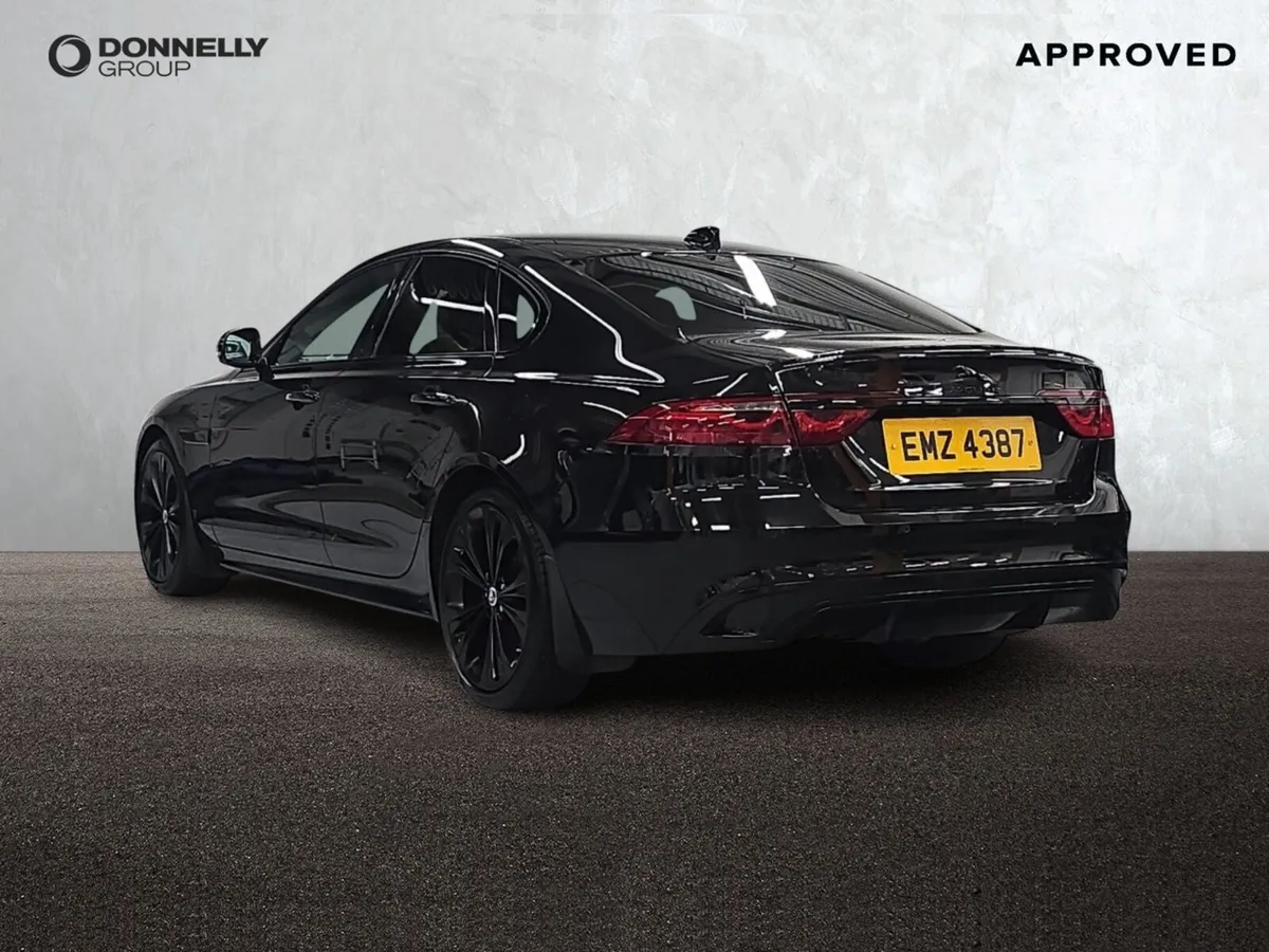 Jaguar XF Xf Diesel Saloon R-Dynamic SE Black - Image 2