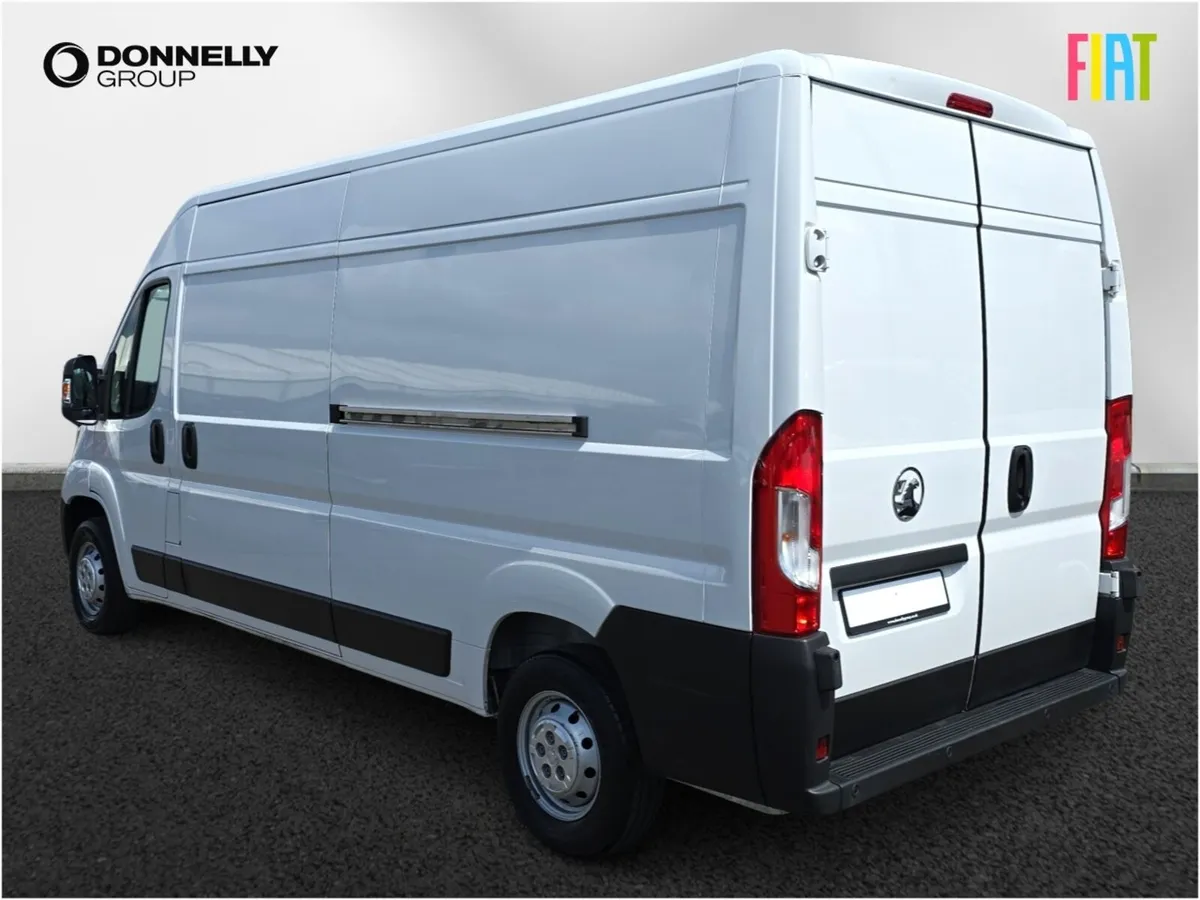 Vauxhall Movano 3500 L3 Diesel Fwd Dynamic - Image 2