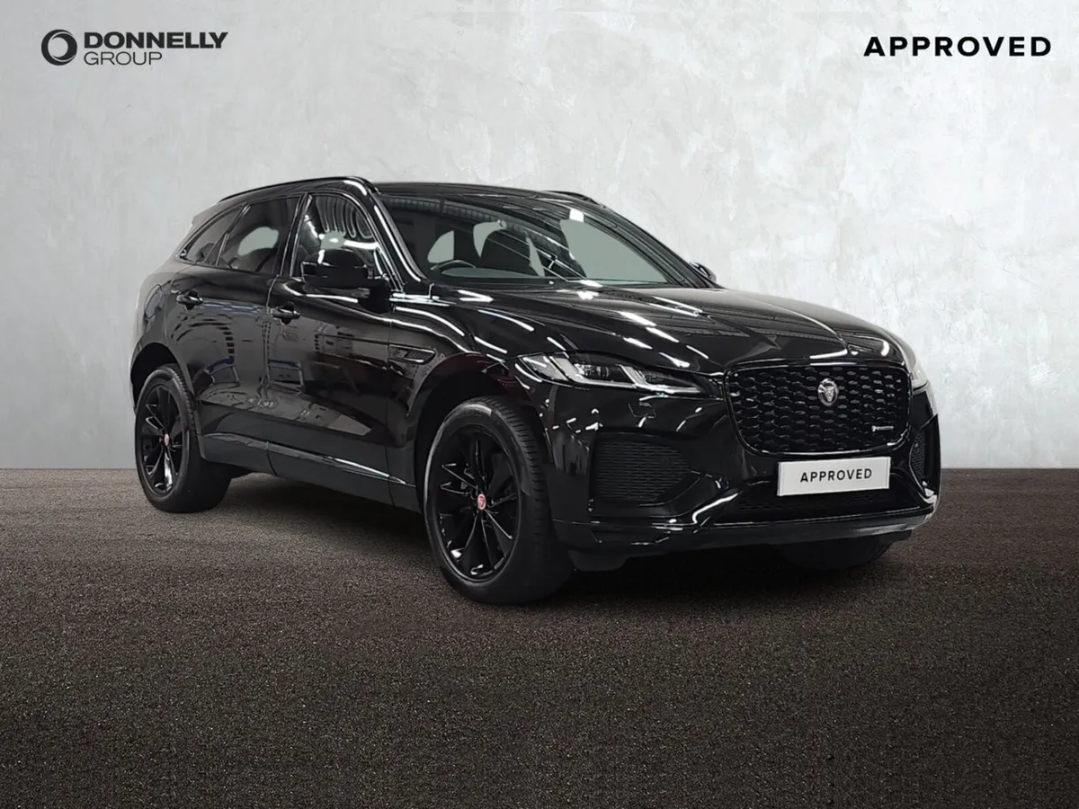 Jaguar F-pace F-Pace Estate Special Editions R-Dyn - Image 1