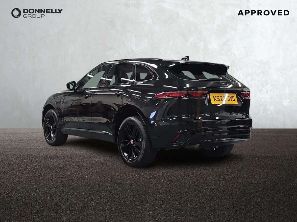 Jaguar F-pace F-Pace Estate Special Editions R-Dyn - Image 2