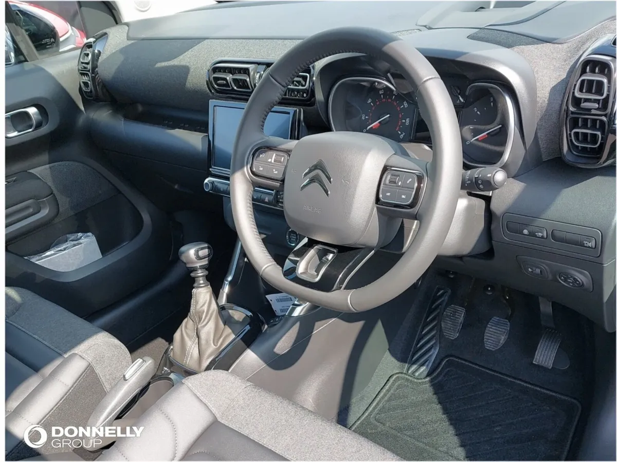 Citroen C3 Aircross Hatchback Shine Plus - Image 3
