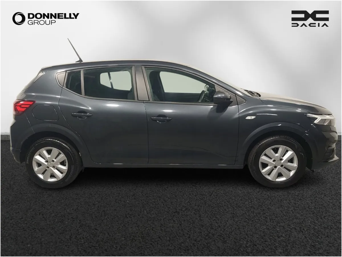 Dacia Sandero Hatchback Expression - Image 3