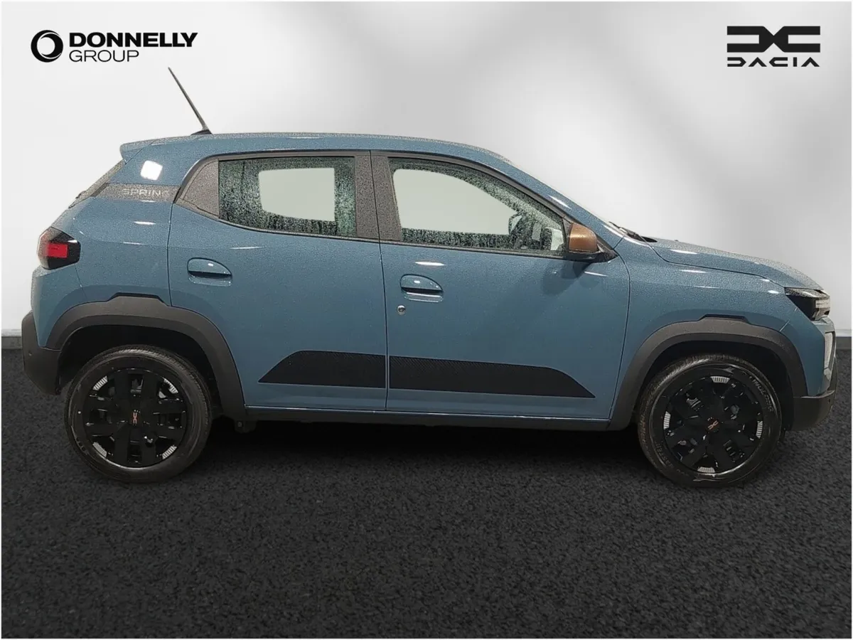 Dacia Spring Hatchback Extreme - Image 3
