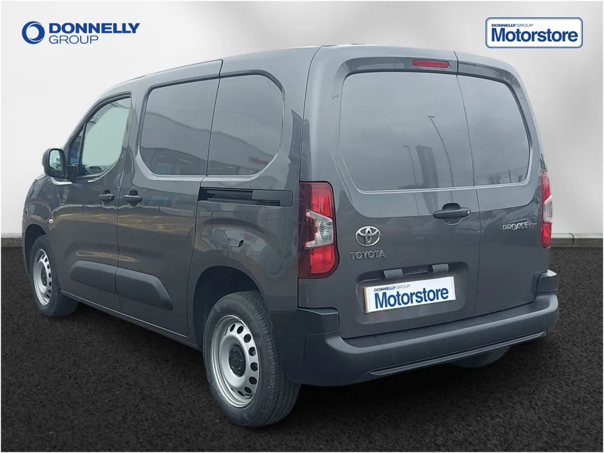 Toyota Proace City L1 Diesel Active - Image 2