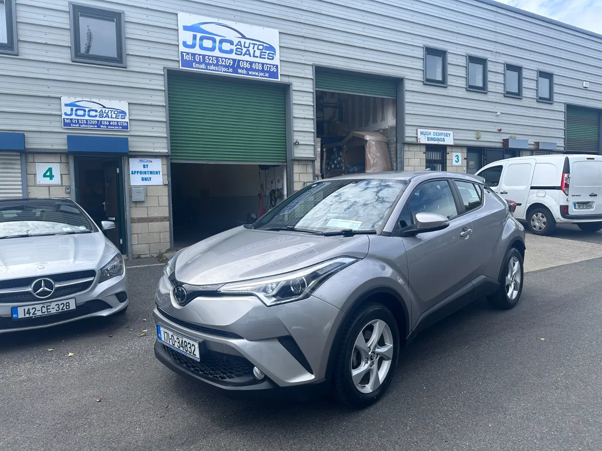 Toyota C-HR 1.2T Luna, 2017 - Image 3
