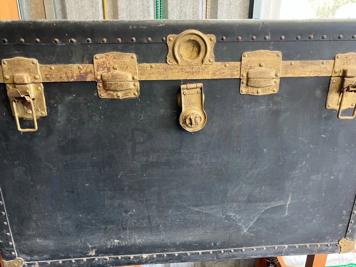 Trunk /chest - Image 1