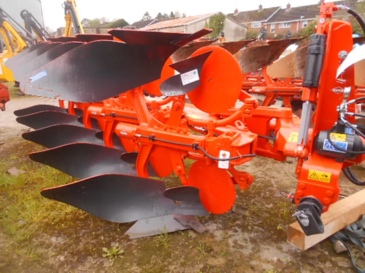 KUHN MULTI MASTER 5F (4+1) VARI WIDTH PLOUGH 0% - Image 3